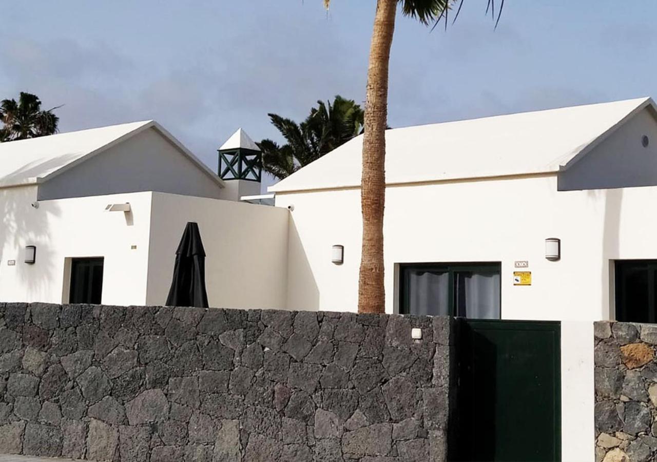 Villa Sun And Sea 4 Front De Mer Playa Rocca קוסטה טגוויסה מראה חיצוני תמונה